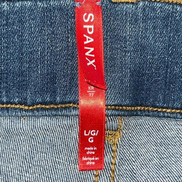 SPANX EVERY WEAR Pull On Straight Leg 5 Pocket Blue Denim Jeans - EUC - Size L - Picture 8 of 10